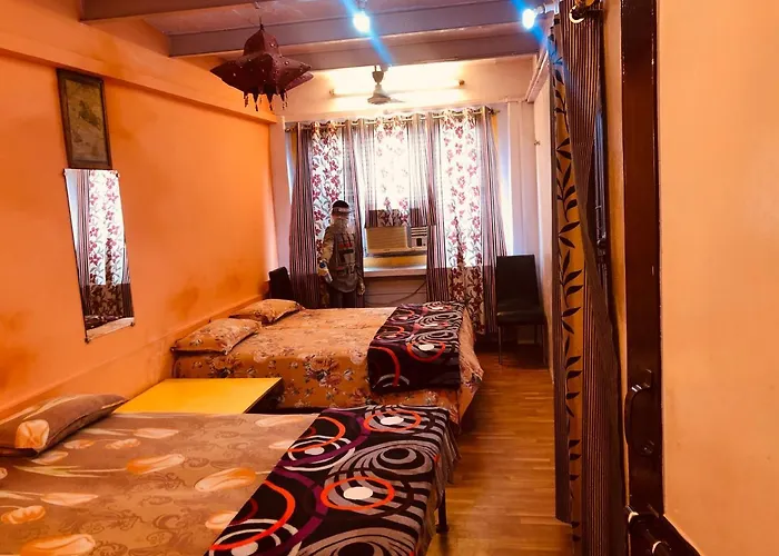 Golden Lodge